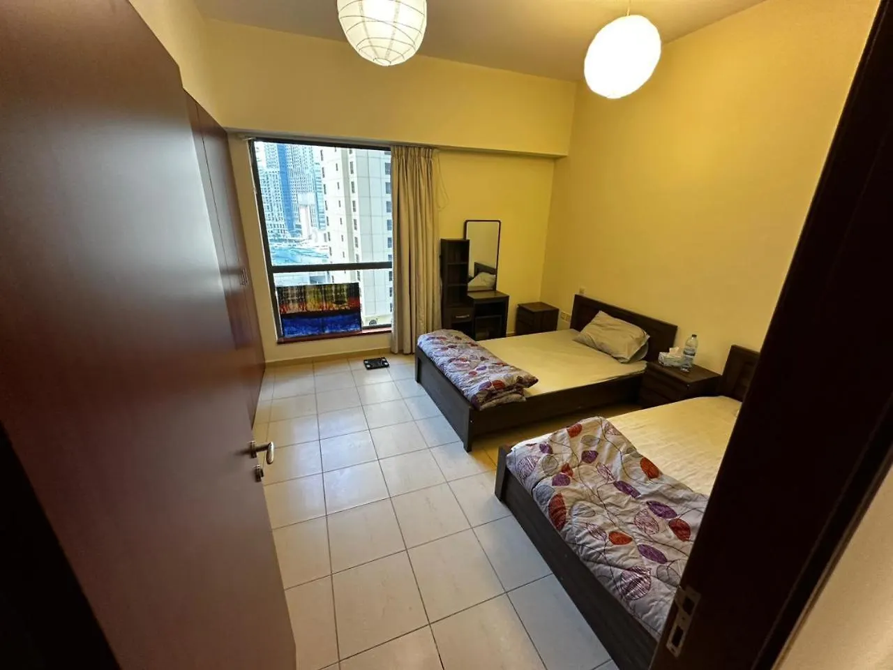 Spacious Bedroom With Easy Access To The Tram And Beach, Located Near Jbr Walk Dubai United Arab Emirates